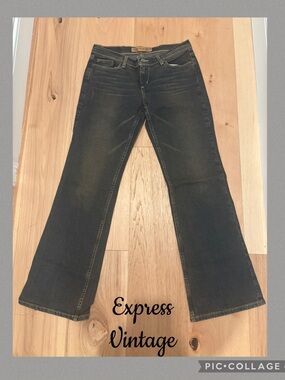 Y2k vintage - Express flare jeans in short length New size8